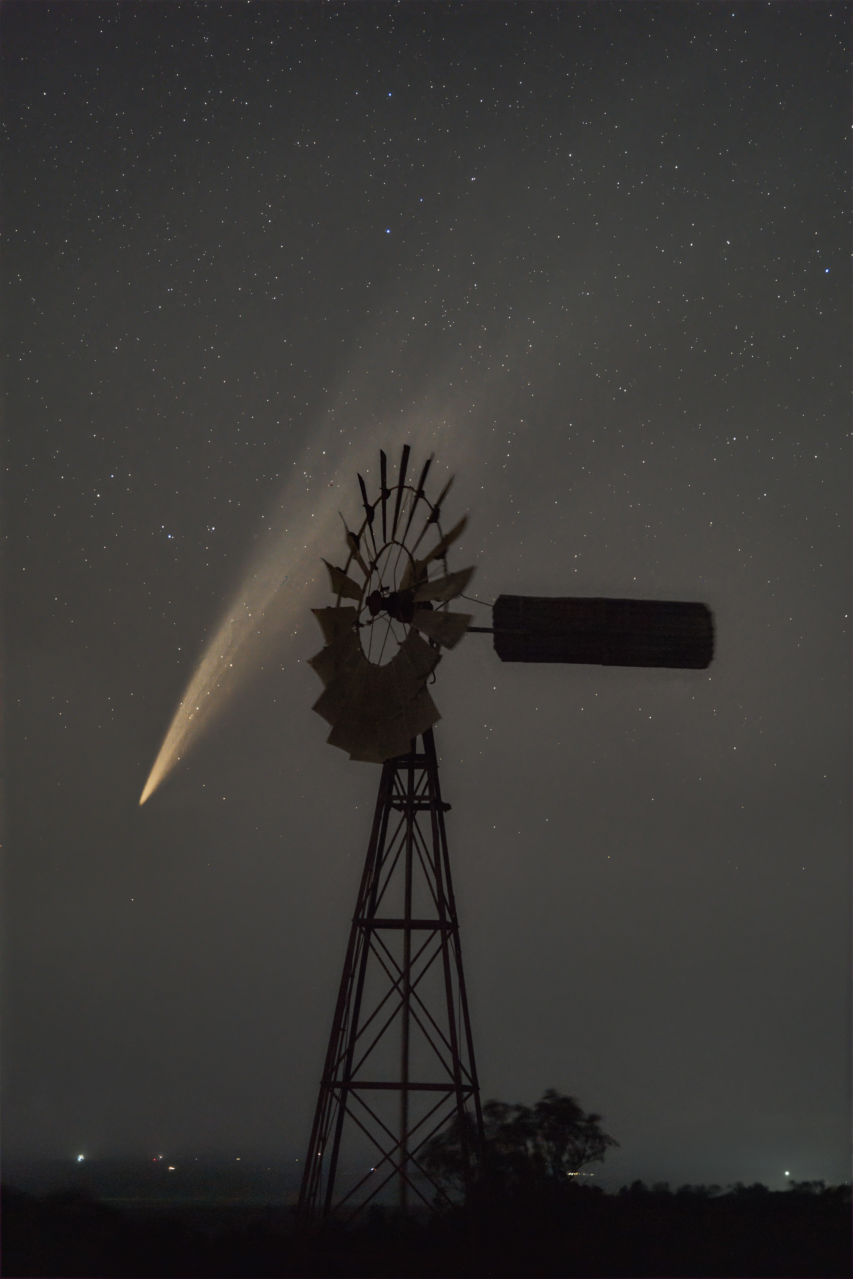 Windmill Comet